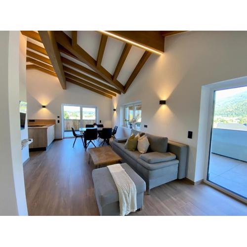 Attic Apartment in Saalfelden near Ski Slopes