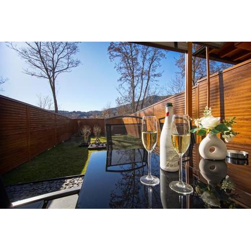 AusZeit Steiraland 2 mit privaten Terrasse und Garten und Parkplatz