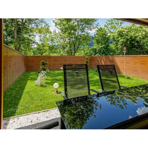 AusZeit Steiraland 6 mit überdachter Terasse schönen Garten und kostenlosen Parkplatz