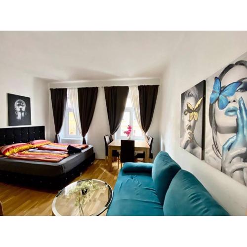 Beautiful 1BR Apartment 5P Stay 10 Min Transport to Stadthalle