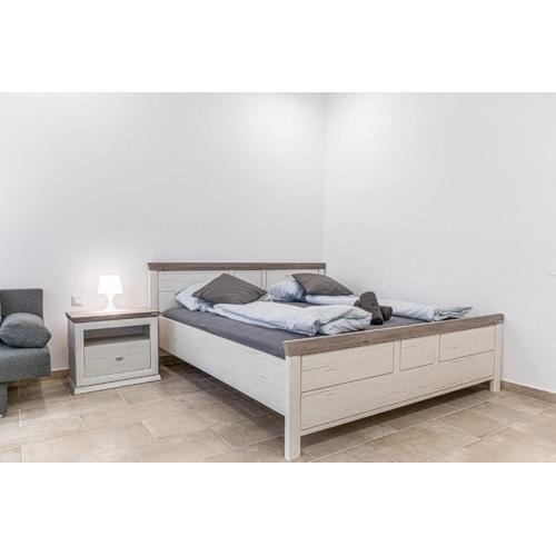 Beautiful Studio near U1 Reumannplatz - 9 min from City Center