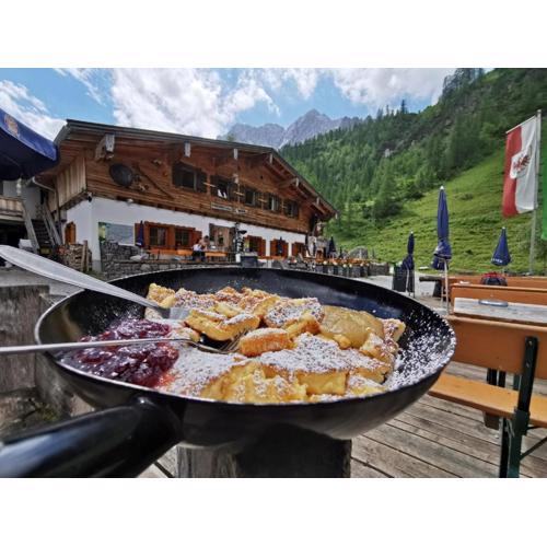 Binsalm- Schutzhütte