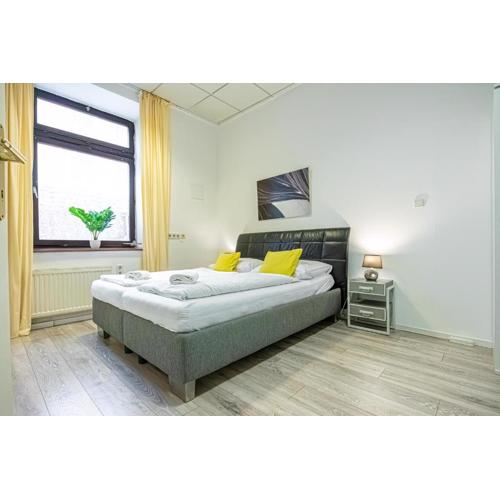 Bright 1BR Apt, Prime Vienna Location & WIFI