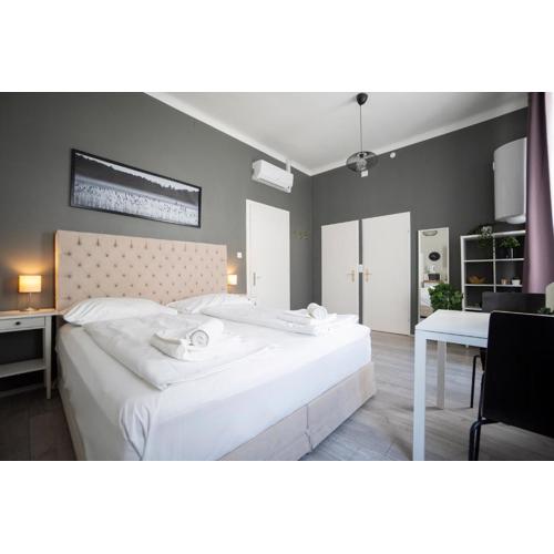Bright ,cozy , central and cute studio in Vienna