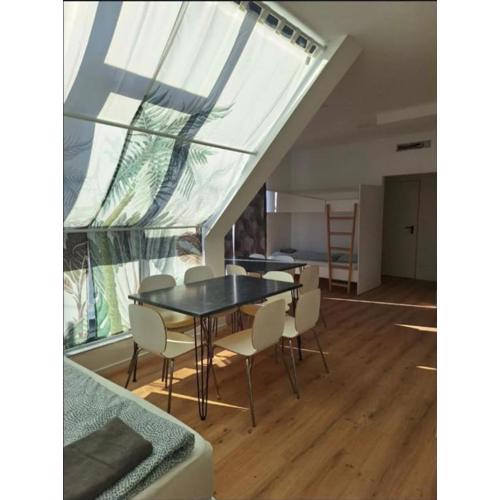 Business Westbahnhof R