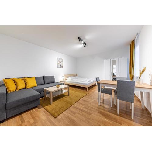 CALM & EASY by JR City Apartments