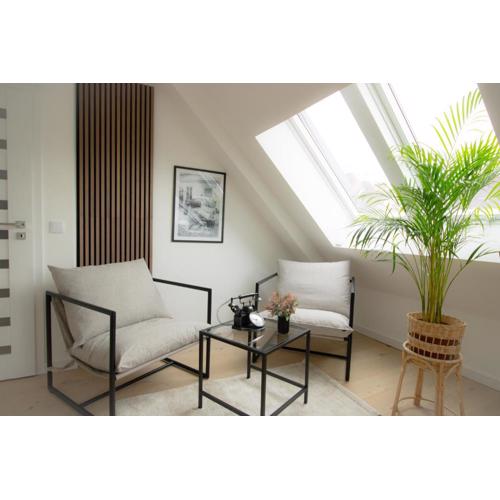 Central, Stylish and Modern l JOS24