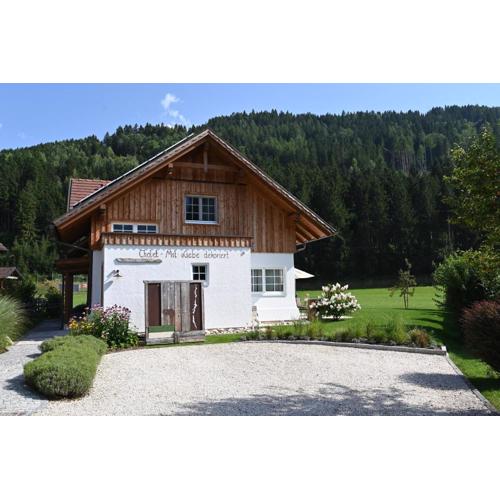 Chalet - Apartment - Mit Liebe dekoriert