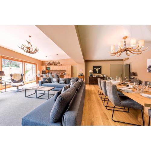 Chalet Blake
