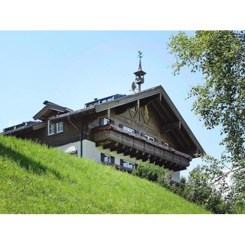 Chalet in Dienten by Ski Slopes & Wellness