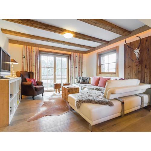 Chalet in Ellmau near Ski Slopes