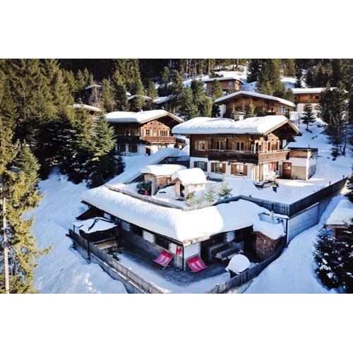 Chalet in Hochfügen near Ski Slopes