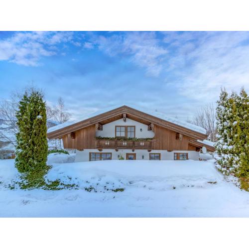 Chalet in Kirchberg near Ski Lift