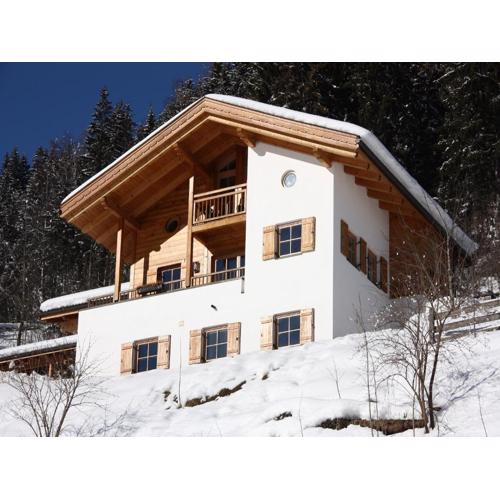 Chalet in Königsleiten near Ski Bus & Pool