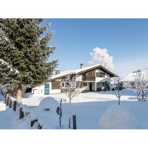 Chalet in Maishofen near Ski Slopes