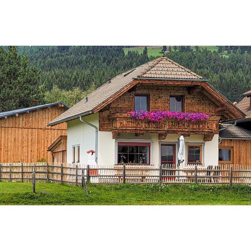 Chalet In Mariapfarr