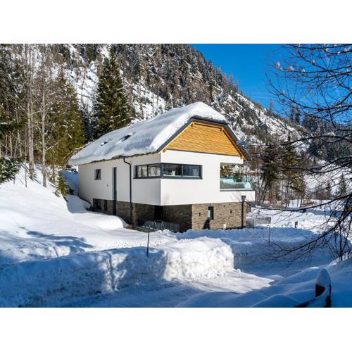 Chalet in Mauterndorf near Ski Lift