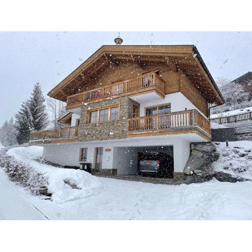 Chalet in Mühlbach near Ski Slopes