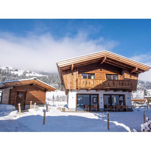 Chalet in Pinzgau near Ski Slopes & Sauna