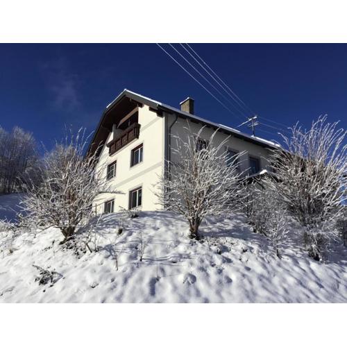 Chalet in Rennweg near Ski Slopes