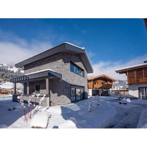 Chalet in Wald im Pinzgau near Krimml Falls