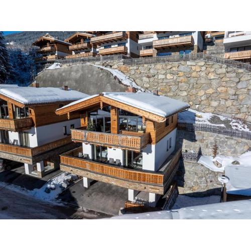 Chalet near Ski Lift with Garden