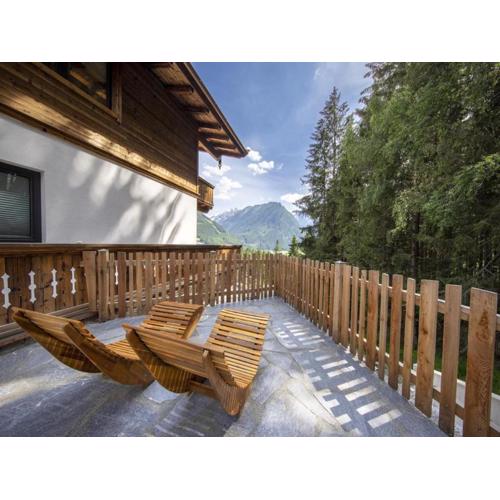 Chalet near Slopes, Sleeps 6