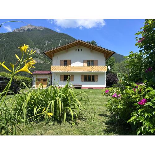 Chalet Villa Alpen Lodge