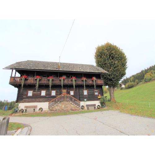 Characterful old farmhouse with 4 apartments in Fresach Carinthia with garden