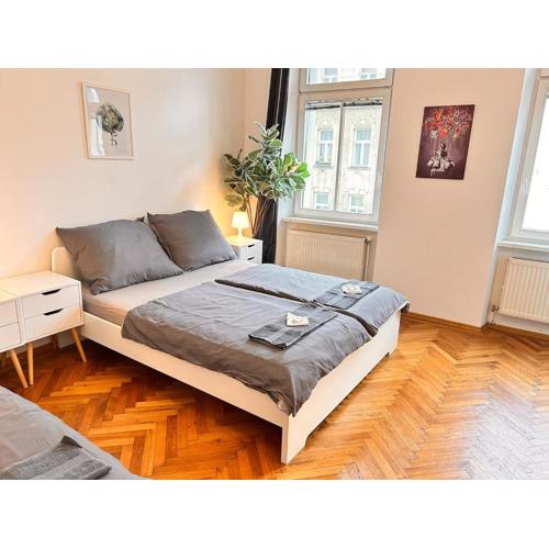Charming Loft for 4 Guests in Vienna 20
