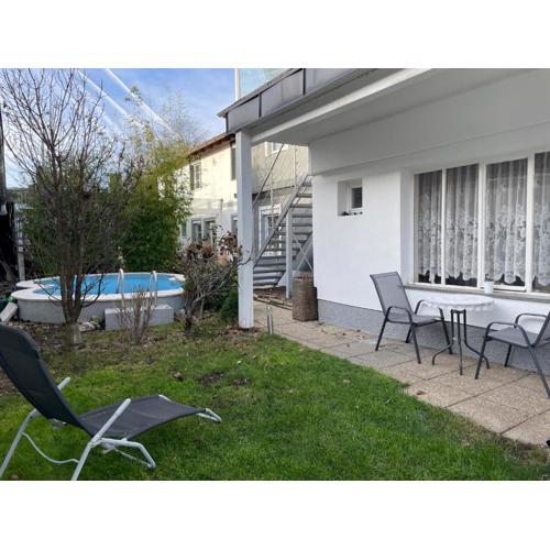 Cheap Outlet Center Apartment with Pool