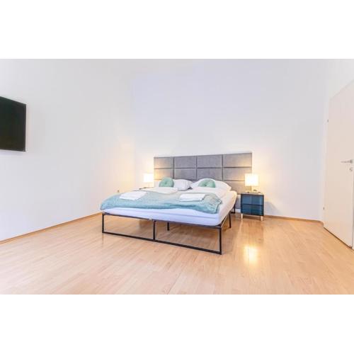 City-Linked 2BR Apartment Near Wiener Stadthalle