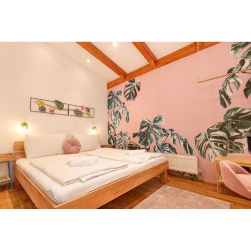Citycenter - Netflix - AC - HappyStay