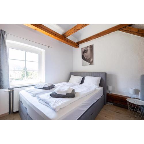 Comfortable Stay for Families and Business Travelers - 5 Guests, Fast WiFi, Near Station
