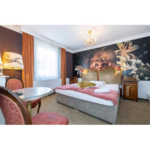 Corso, Zimmer & Cafe, Hotel Garni