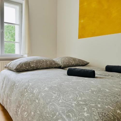 Cosy Long-Term Apartment with Free Parking