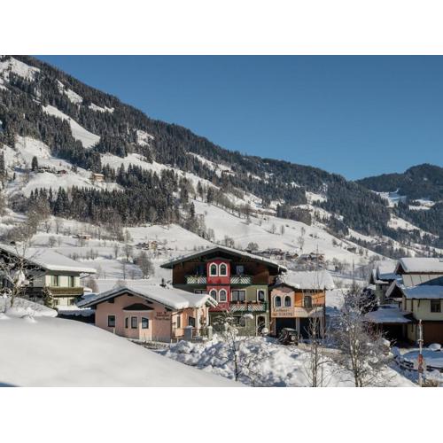 Country House Charm near Ski Lift