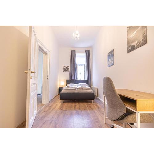 Cozy 3BR Apt for Up to 8P, 5Min to Kongresspark