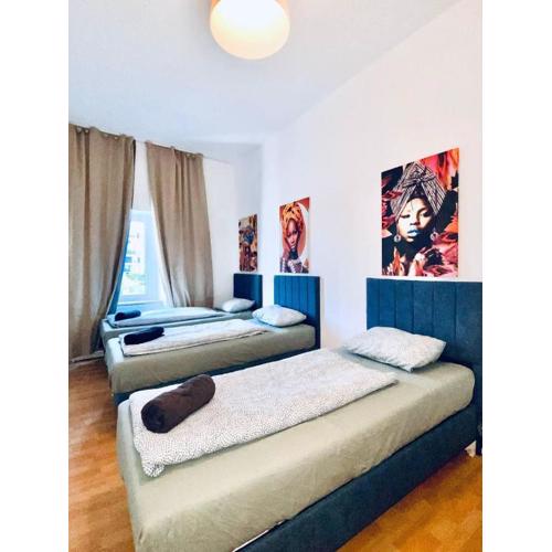 Cozy 4-Bedroom Apartment , Perfect for Groups