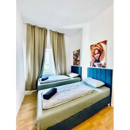 Cozy 4-Bedroom shared Apartment ,Perfect for Groups