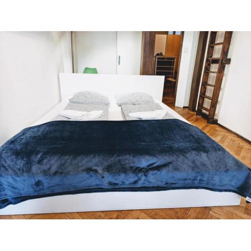 Cozy apartment 5 min Rathaus 1