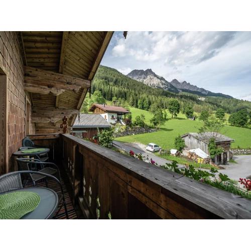 Cozy feel good holiday apartment in Leogang