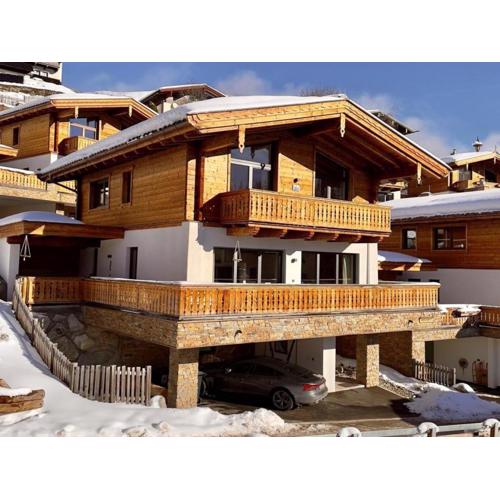 Cozy Mountain Chalet with sauna