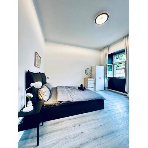 Cozy & Quiet 1BR Apartment Well-Connected