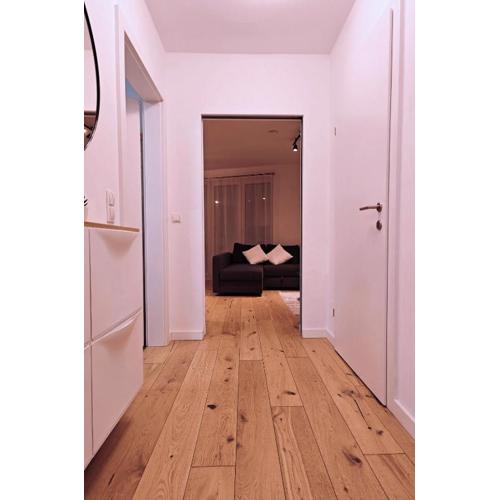 Cozy & Stylish Appartment in Vienna - 1 min to U3 Metro - Quiet Area with Shops nearby