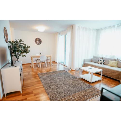 Danube Island Apartment 12