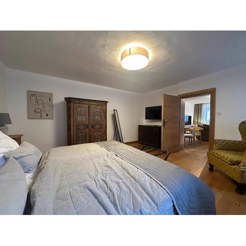 DAS MANTINGER- Style - Blick- Tradition