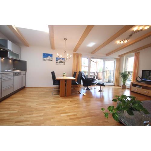 Deluxe Apartment Bergsicht - Kirchberg Center