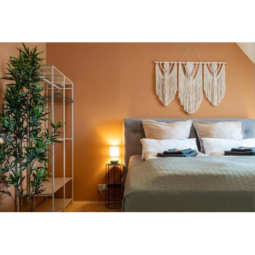 Desert Dune - Historic City Center with Free Parking by HERO HOMES