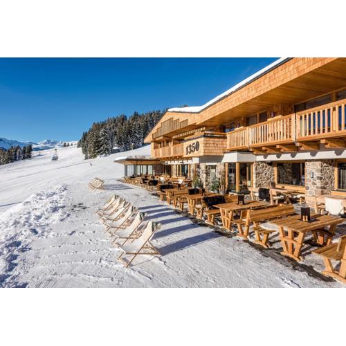 Die Alm 1350 - Ski-In & Ski-Out